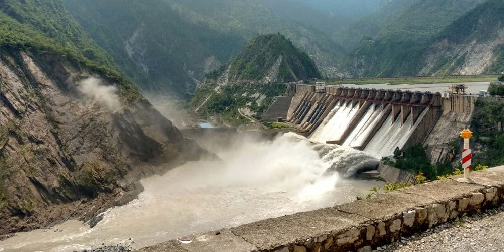 Centre Reviews Hydropower Projects in J&K, Pushes Reservoir Optimisation at Salal
