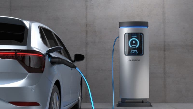 Govt Steps up EV Charging Rollout with Tighter  Battery Standards, R&D Push