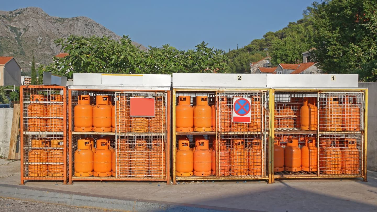 Commercial LPG Prices Hiked Across Metros amid Global Energy Market Volatility