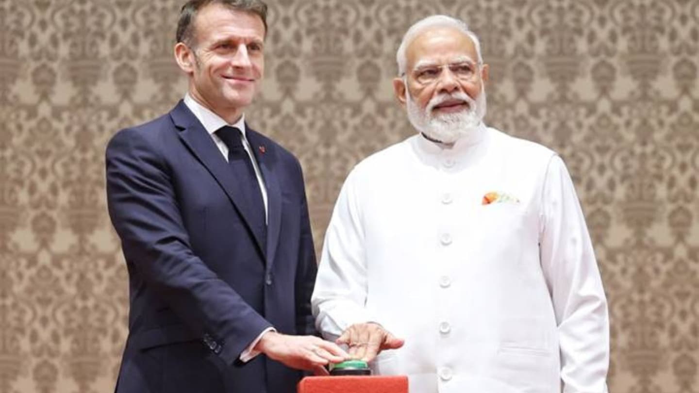 French President Macron Dials PM Modi; Discusses the Strait of Hormuz Situation