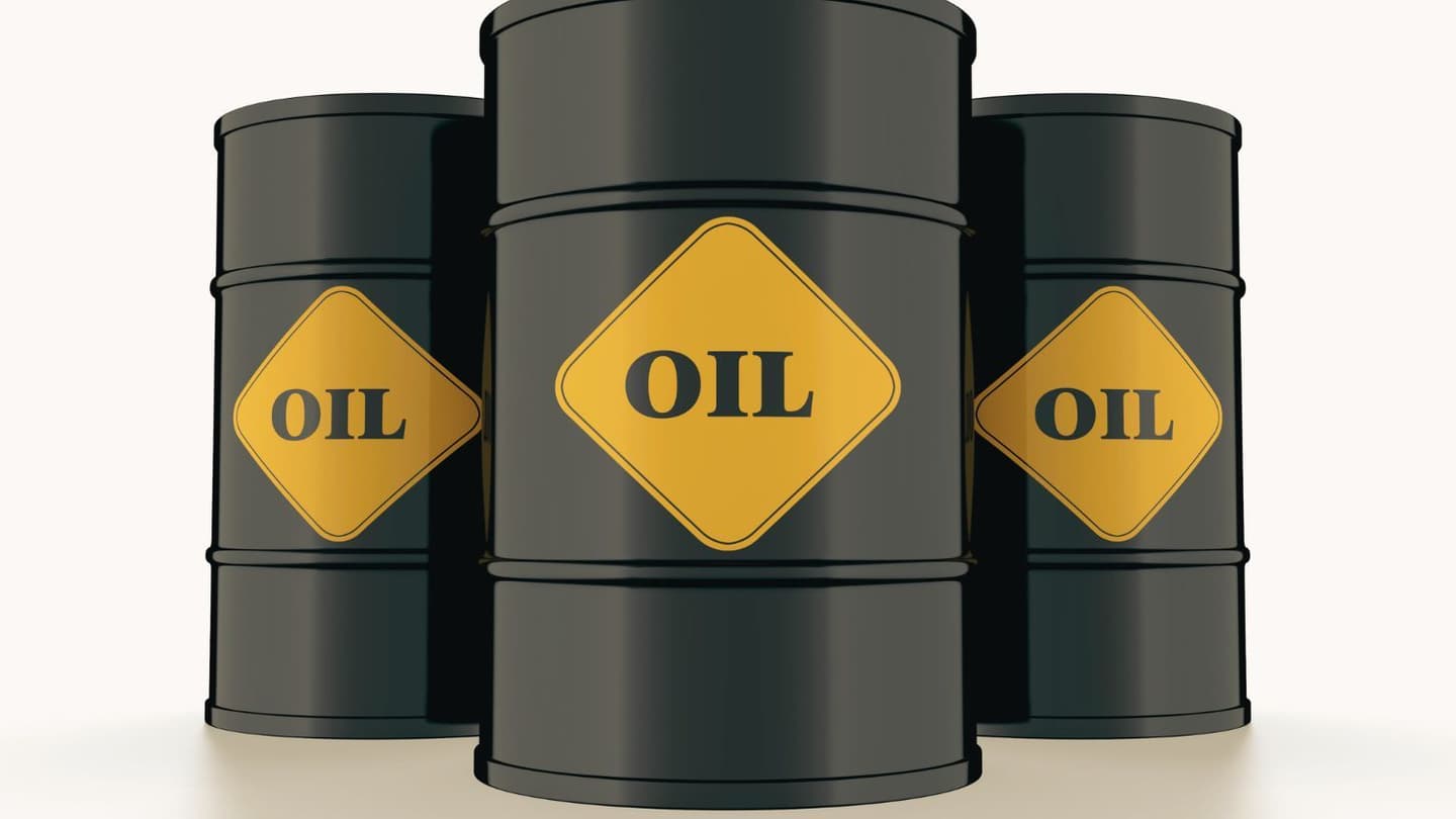 Global Oil Demand May See Biggest Quarterly Slump Since COVID: IEA