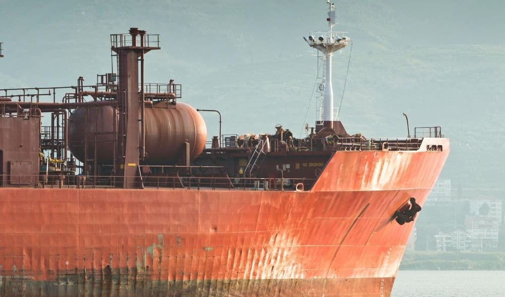 India Must Expand Shipping Fleet to Benefit From Discounted Crude Oil