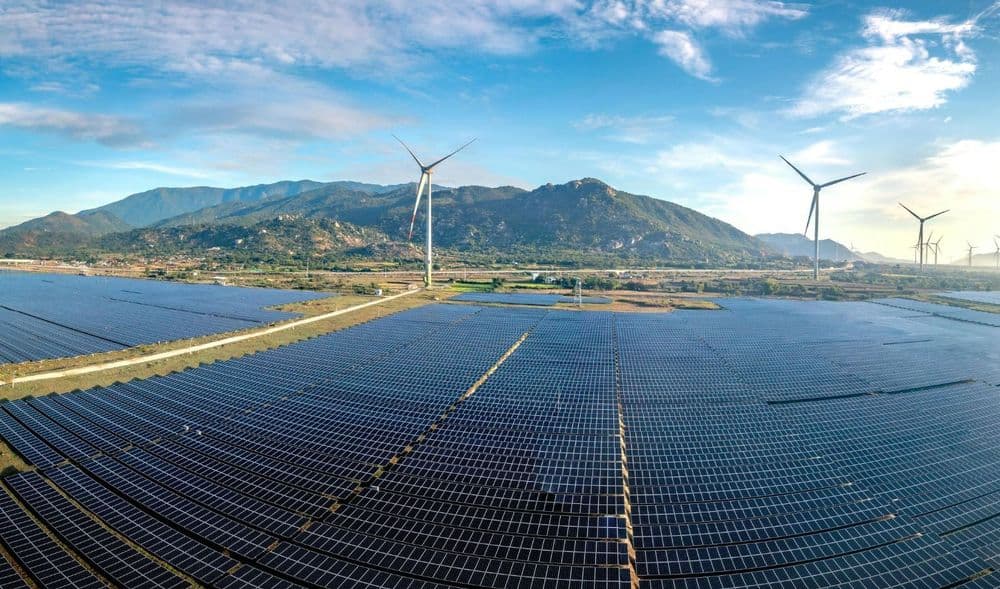 KKR Allocates Over $600M to Petronas’s Renewable Platform